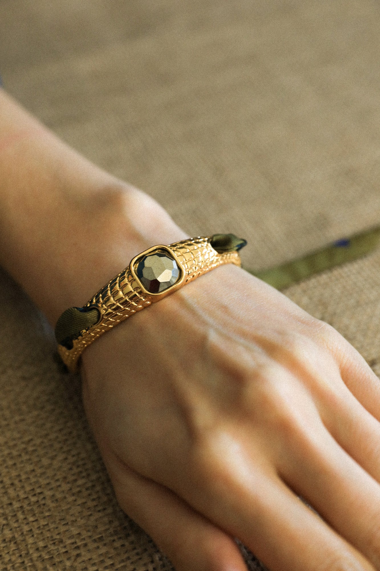 Caiman Bracelet in Pyrite and Neutral Mermaid Ribbon