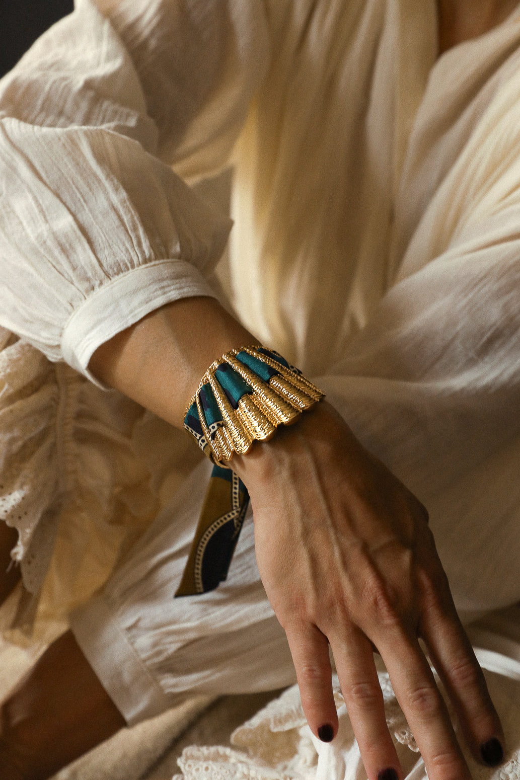 Manchette Coquille et ruban Chapanoir, olive