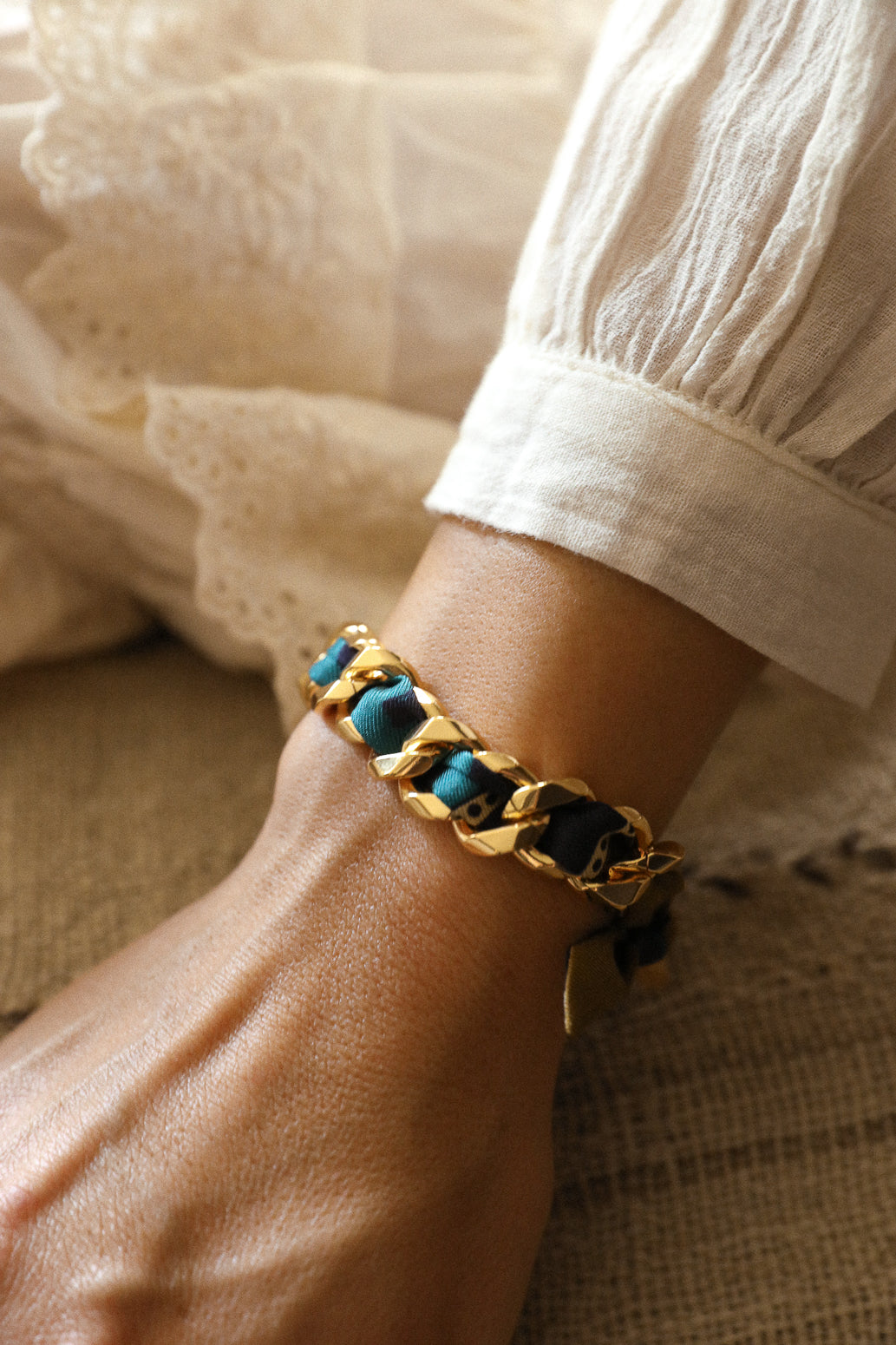 Bracelet Décembre et son ruban Chapanoir, olive