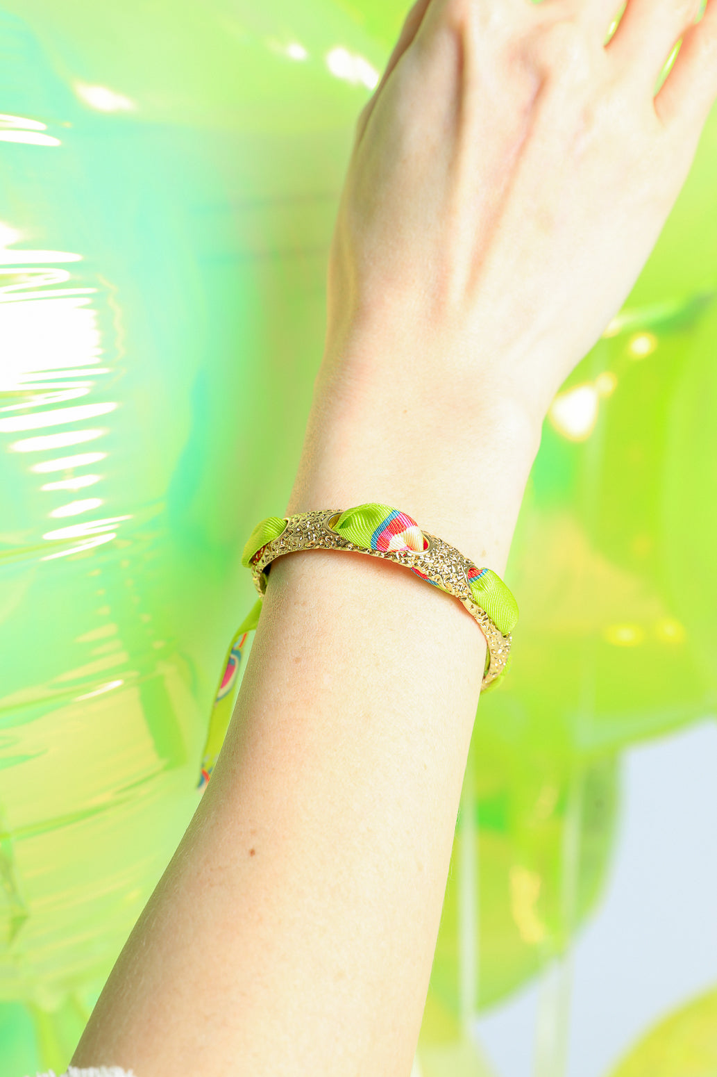 Queen bracelet and its Tarot ribbon, multicolored