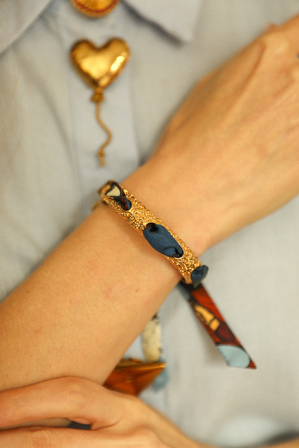 Queen bracelet and its Tarot ribbon, multicolored