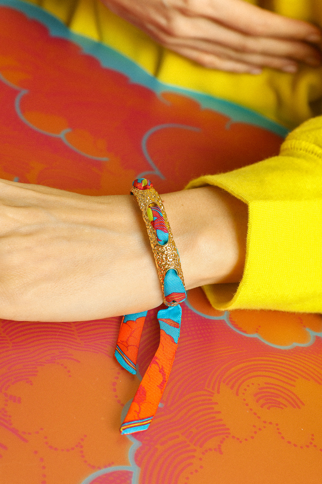 Queen bracelet and its Tarot ribbon, multicolored