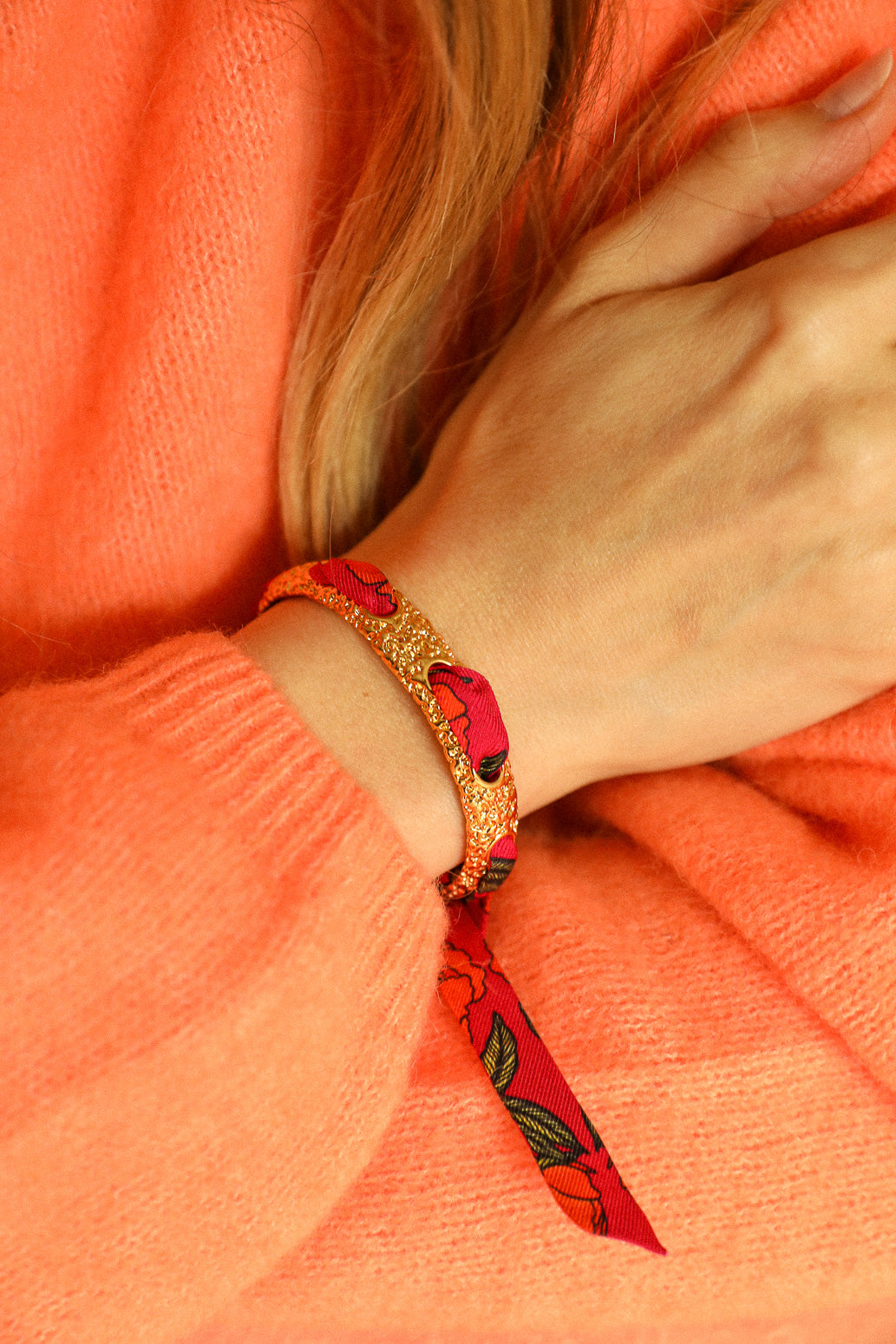 Queen bracelet and its Tarot ribbon, multicolored