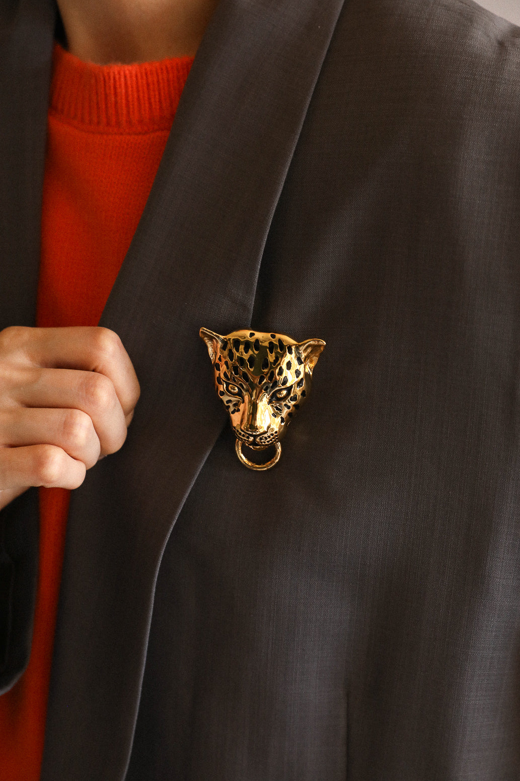 Broche Léopard émaillée or