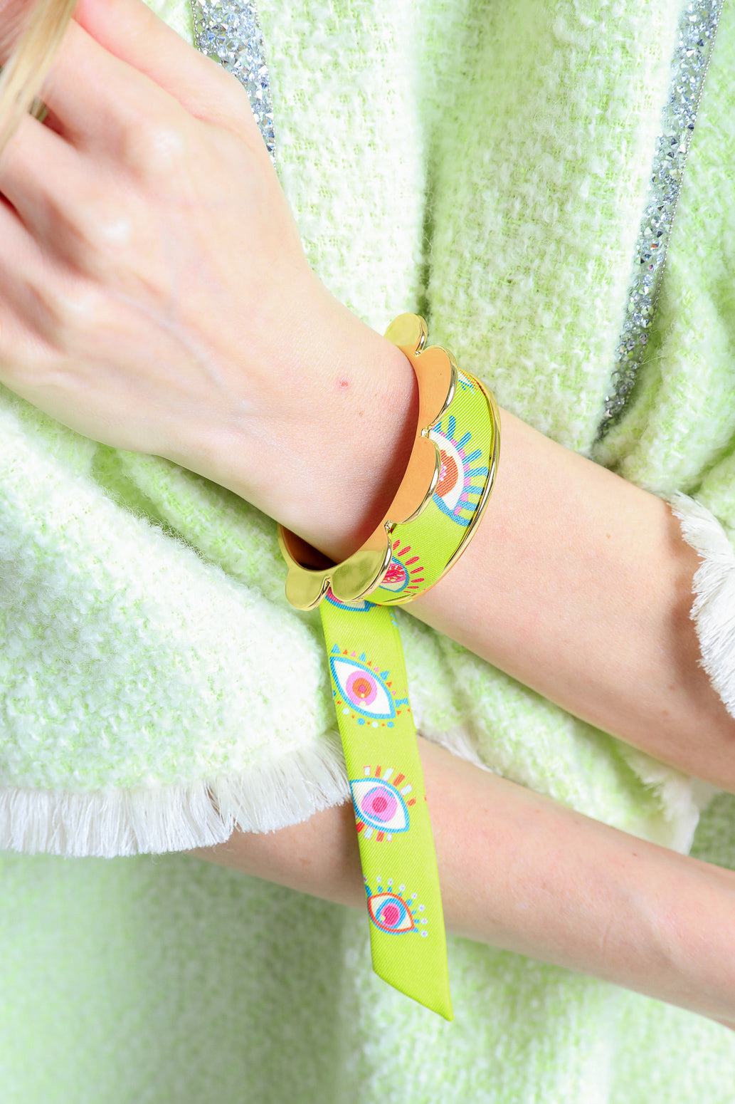 Pennant cuff and ribbon The Blue Words