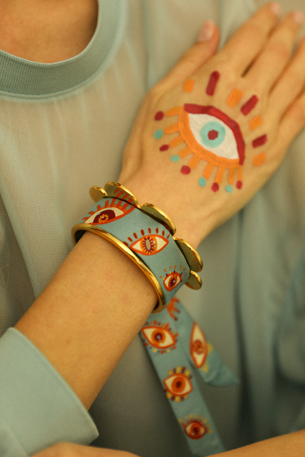 Pennant cuff and ribbon The Blue Words