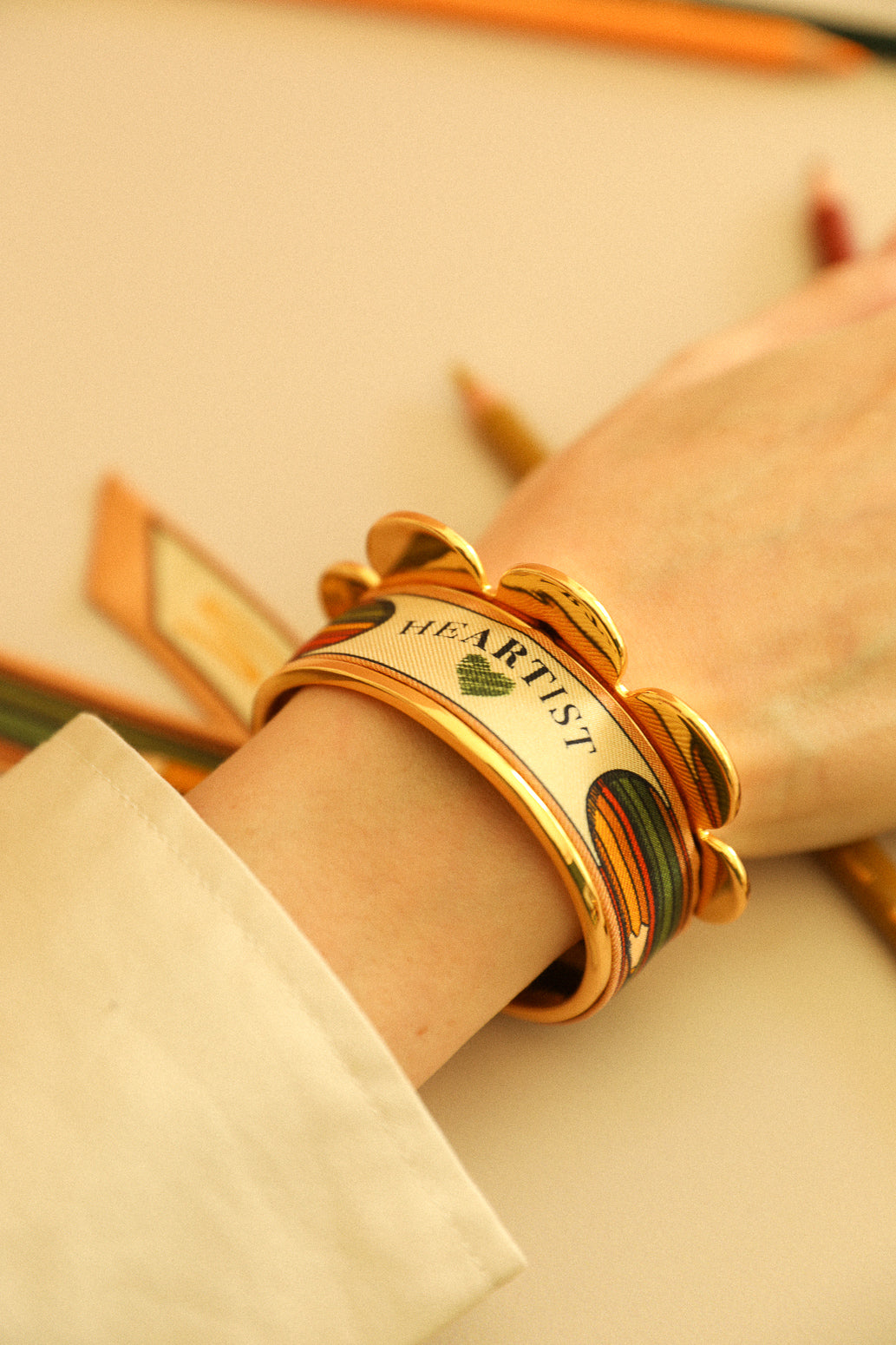 Pennant cuff and ribbon The Blue Words