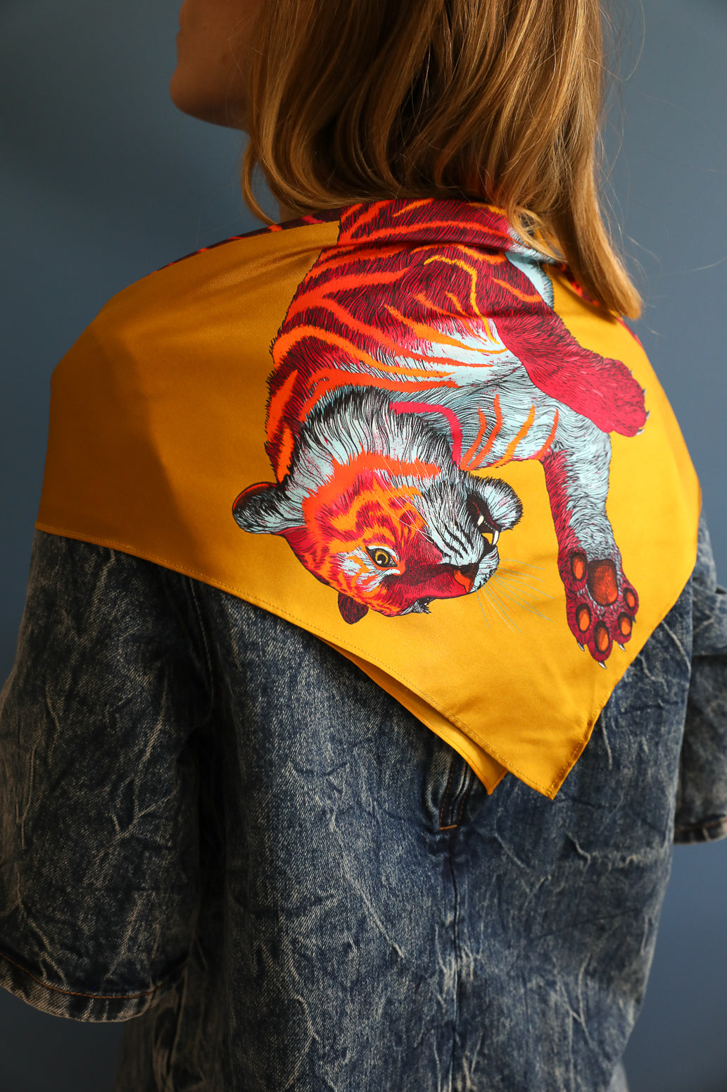 Bandana en soie 55cm Tigre, Pop