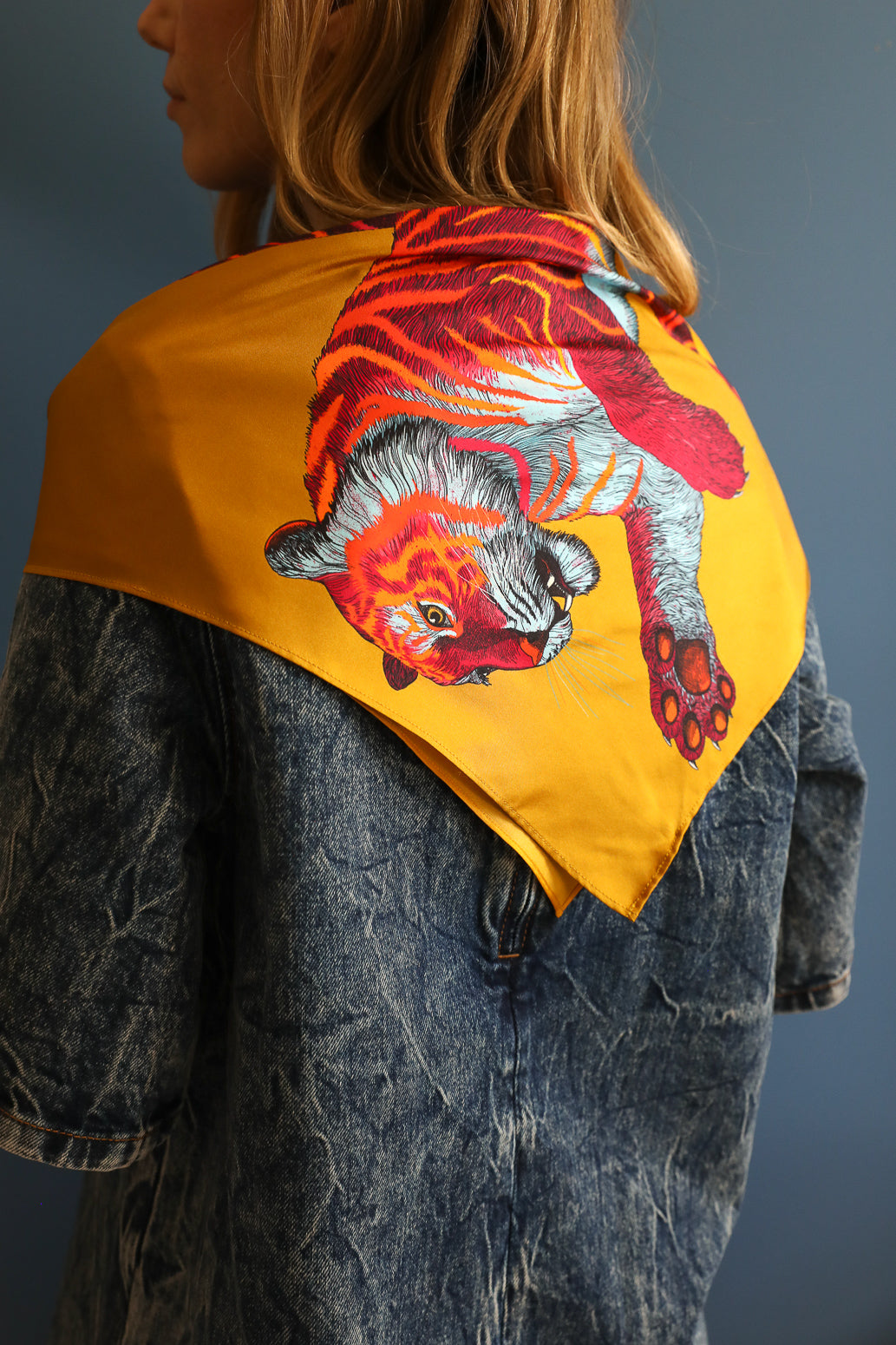 Bandana en soie 55cm Tigre, Pop