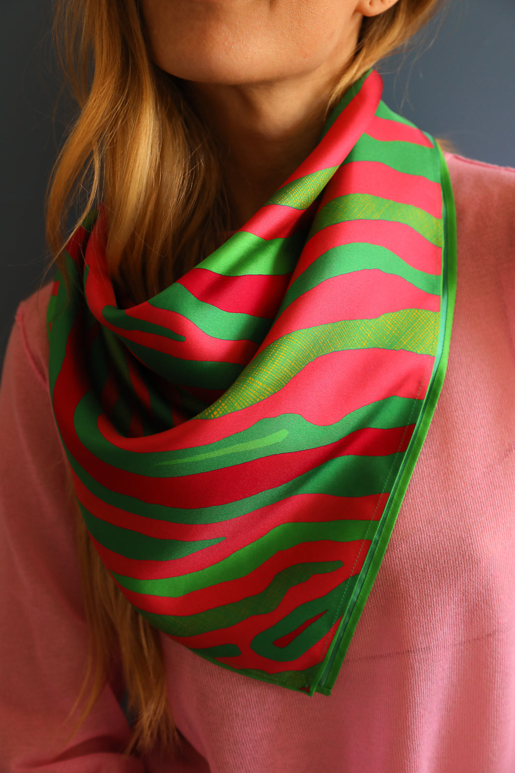 Carré de soie 70cm Zébré, Rose & Vert