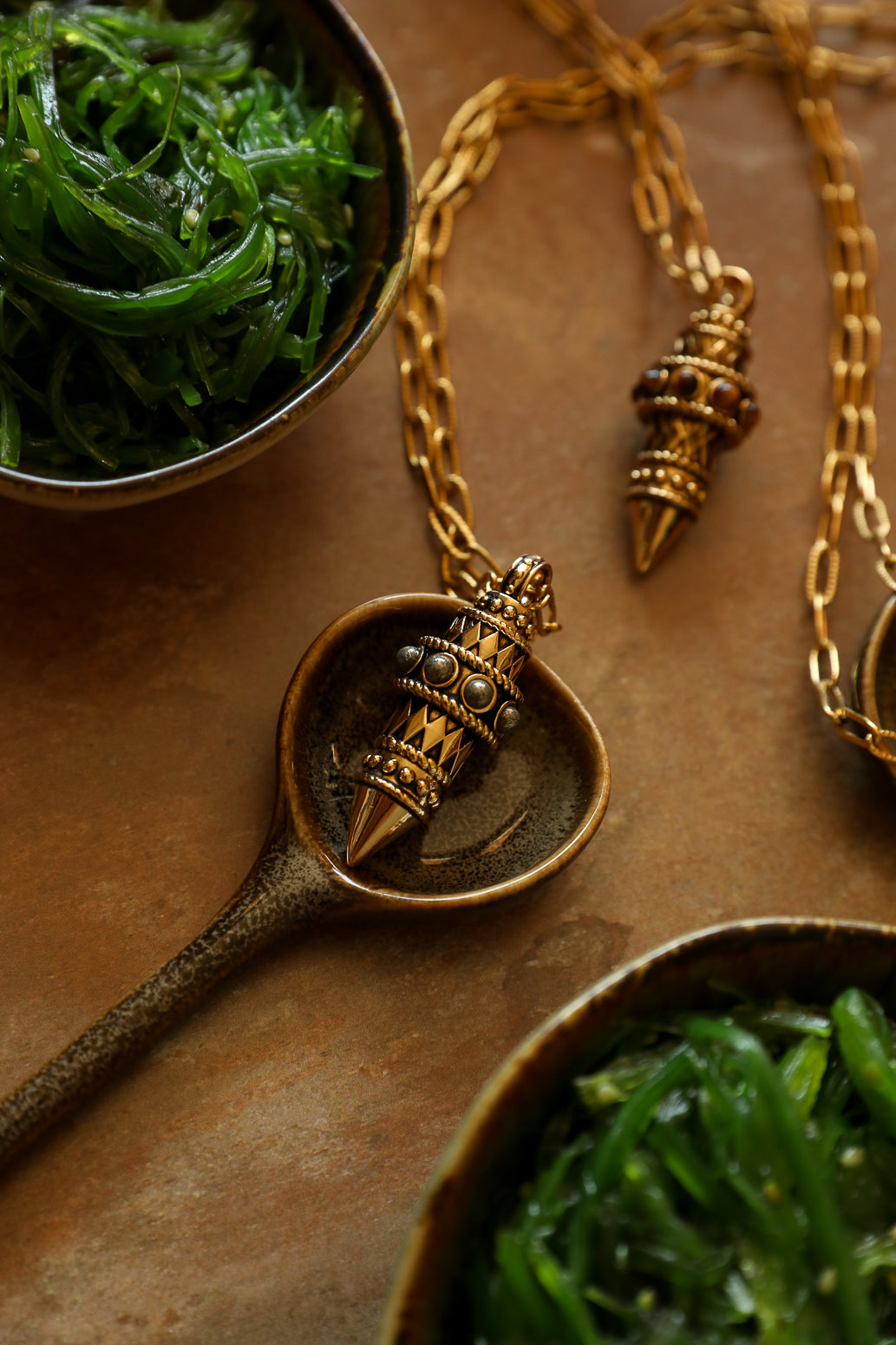 Collier Pendule, incrusté de Pyrites