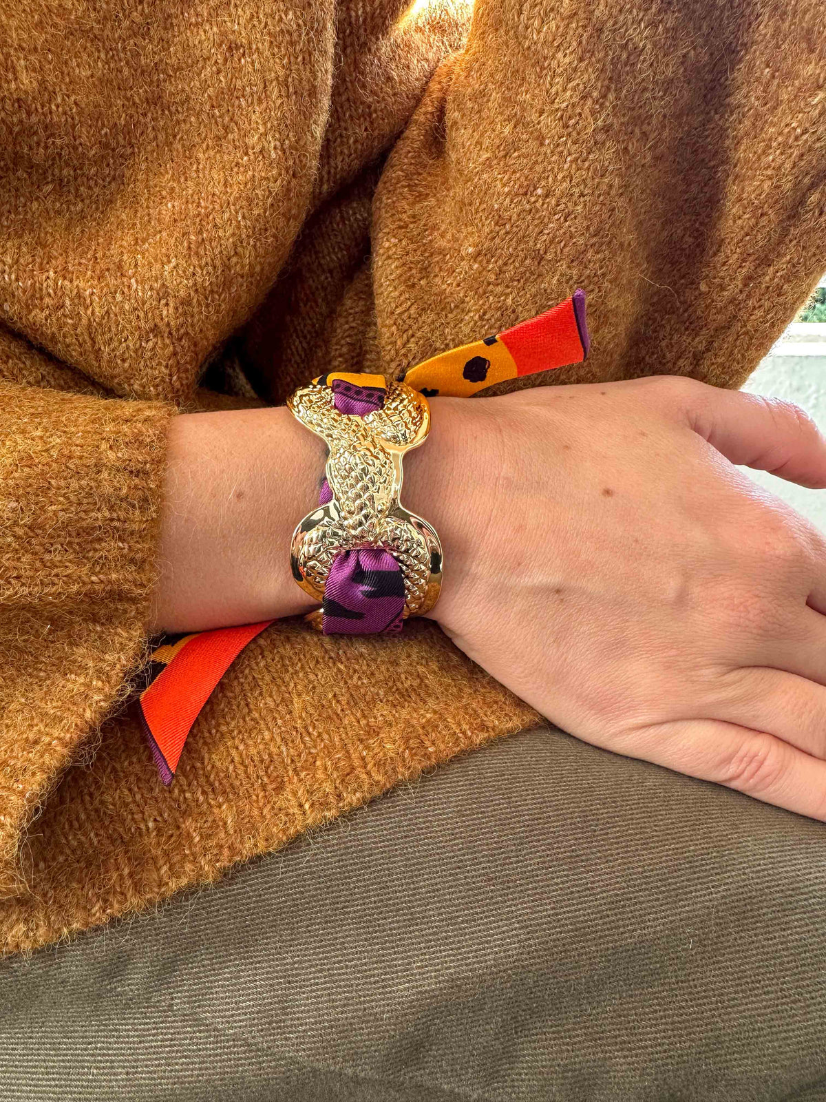 Serpentarius Cuff and Astral Map Ribbon, Neutral