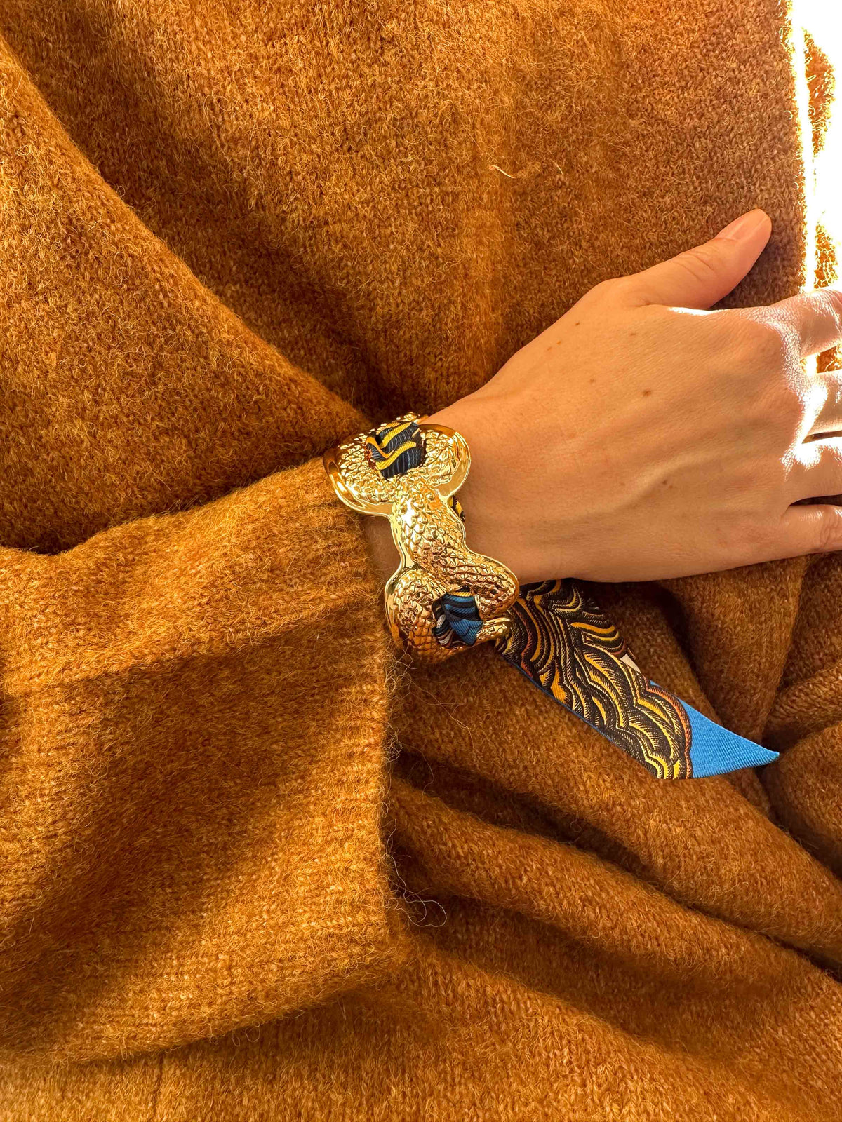 Serpentarius Cuff and Astral Map Ribbon, Neutral
