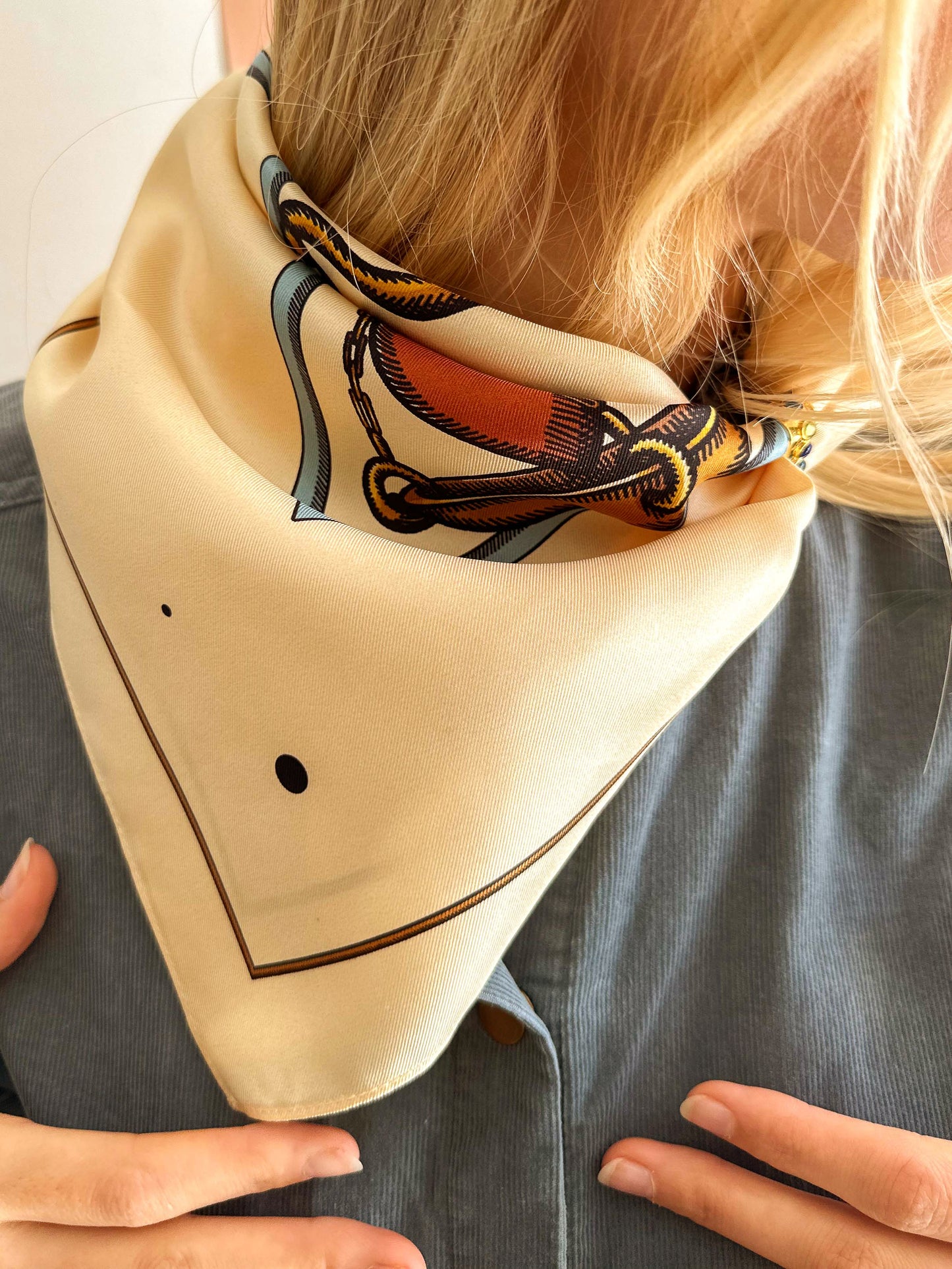 Bandana en soie 55cm - Signe Astro, Crème
