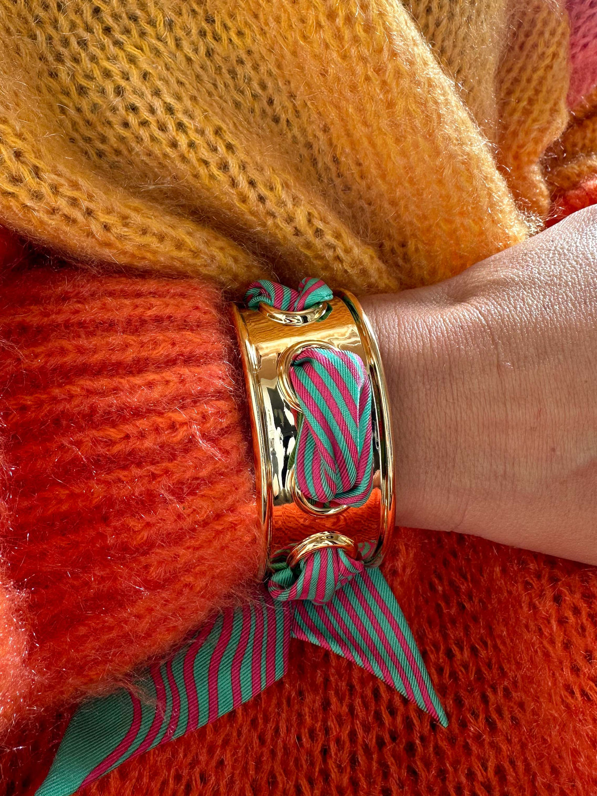 November cuff and Leopard ribbon, blue/yellow