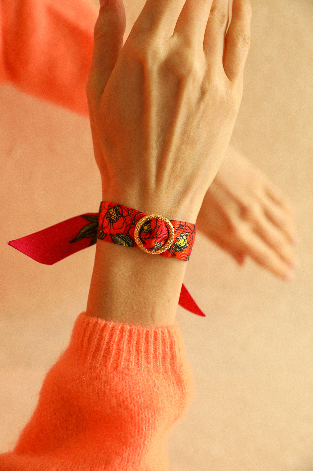 Celestial Ornament and its 2cm silk ribbon Bohemian Deer, black