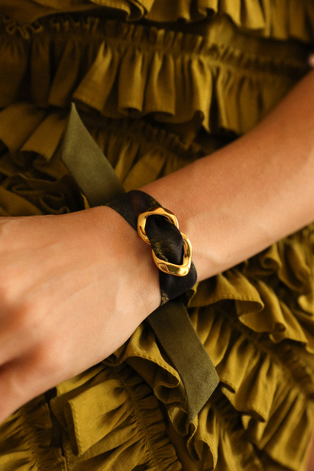 Ornement Décembre Or